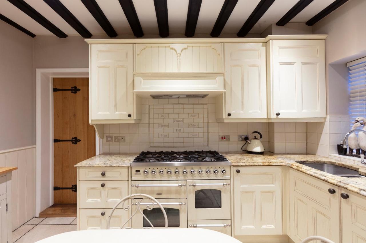 Luxury Eton House, 5 Minute Walk To Windsor Castle 빌라 외부 사진