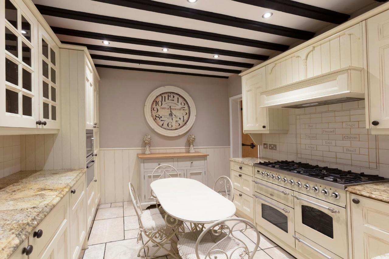 Luxury Eton House, 5 Minute Walk To Windsor Castle 빌라 외부 사진